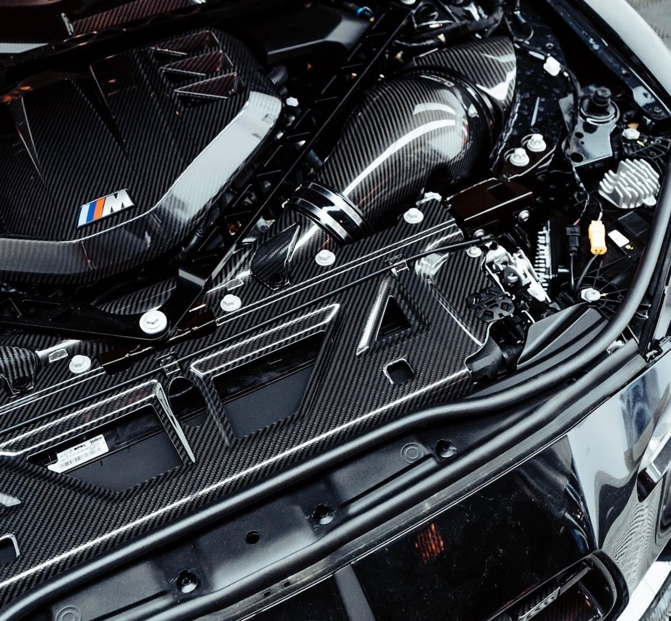 BMW G87/G80/G82/G83 M2/M3/M4 Dry Carbon Cooling Shroud Panel 2021+